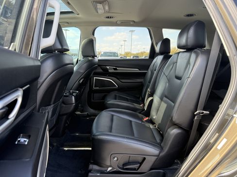 Used 2022 Kia Telluride S image 31
