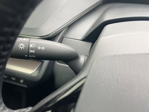 New 2026 Toyota Prius XLE image 31