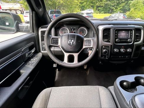 Used 2022 RAM 1500 Warlock AWD/4WD image 17
