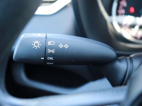 Used 2025 Toyota RAV4 LE AWD/4WD image 22