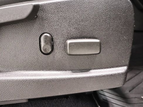 Used 2021 GMC Canyon Denali image 21