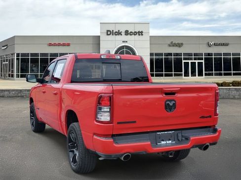 Used 2022 RAM 1500 Big Horn AWD/4WD image 3