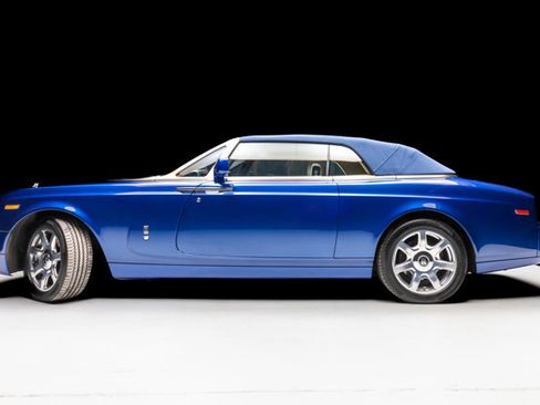 Used 2010 Rolls-Royce Phantom Drophead Coupe image 29