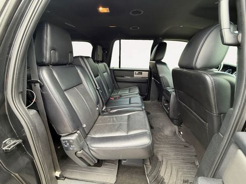 Used 2015 Ford Expedition EL XLT w/ Equipment Group 202A AWD/4WD image 23