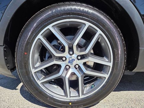 Used 2016 Ford Explorer Sport w/ Equipment Group 401A AWD/4WD image 33