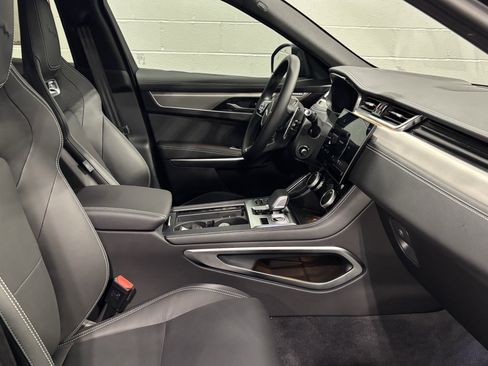 New 2026 Jaguar F-PACE R-Dynamic S image 14