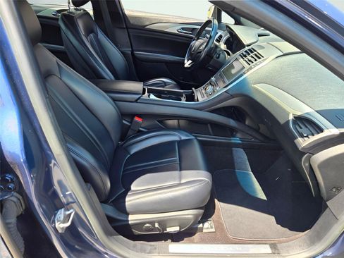 Used 2019 Lincoln MKZ Premiere FWD image 5