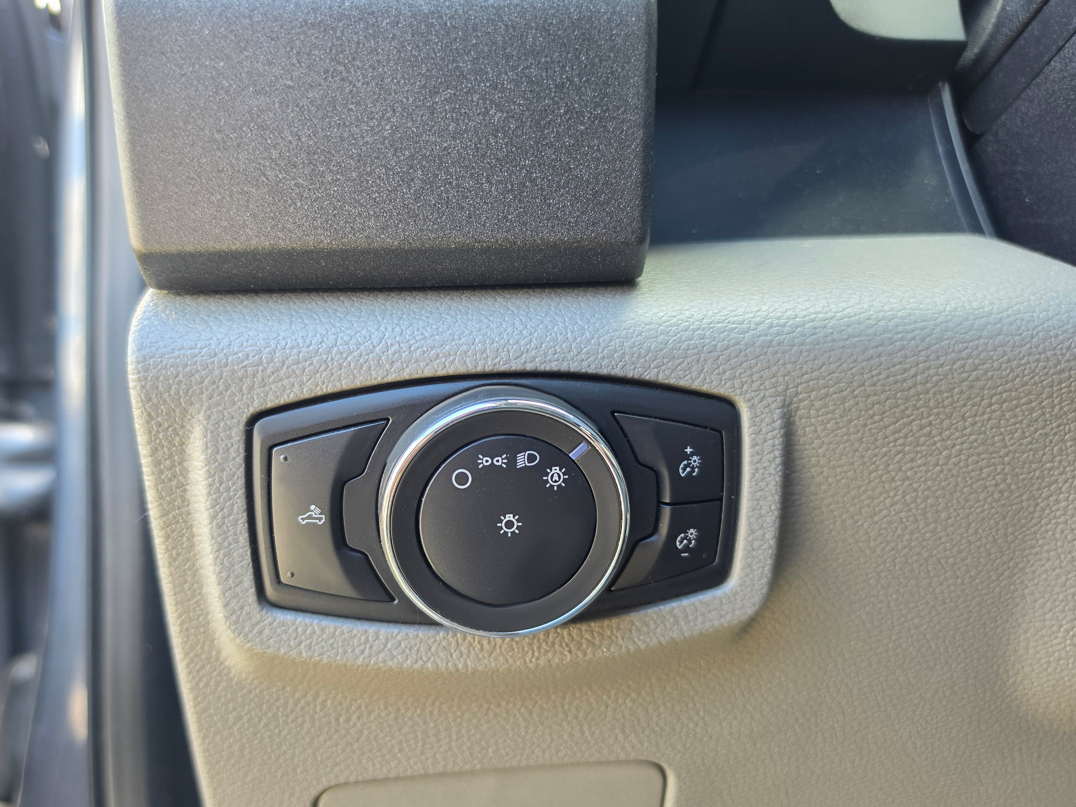 Used 2021 Ford F250 XL w/ STX Appearance Package AWD/4WD image 17