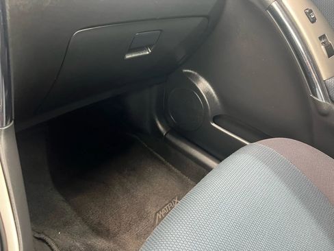 Used 2007 Toyota Matrix XR image 23