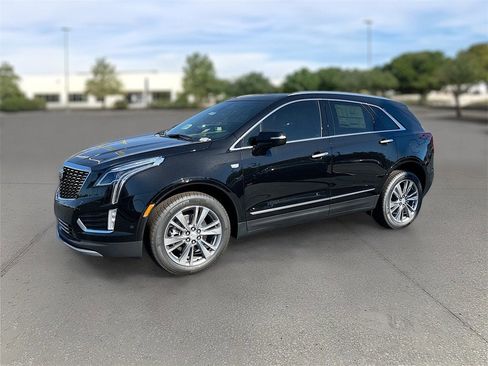 New 2025 Cadillac XT5 Premium Luxury w/ Technology Package image 3
