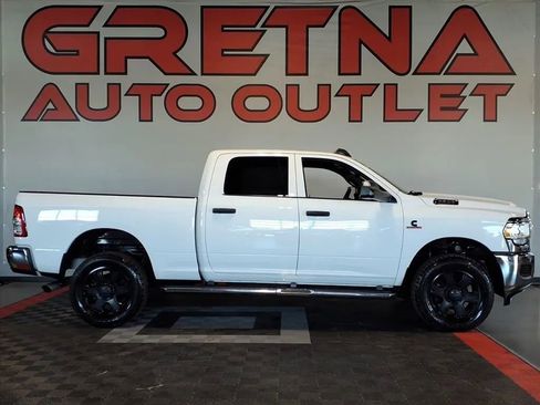 Used 2021 RAM 2500 Tradesman AWD/4WD image 1