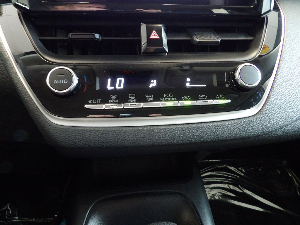 Used 2023 Toyota Corolla LE FWD image 33