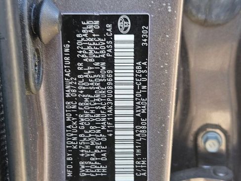 Used 2023 Toyota Camry XLE FWD image 23
