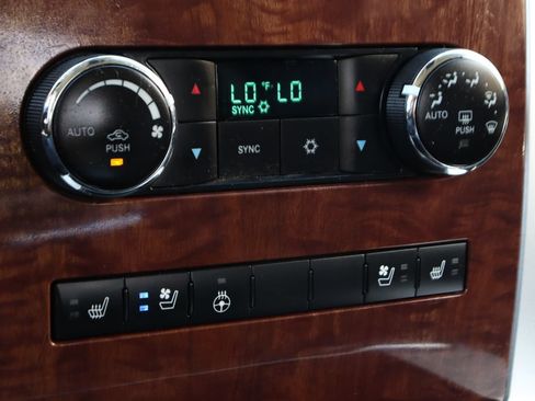 Used 2012 RAM 3500 Laramie w/ Cold Weather Group AWD/4WD image 34
