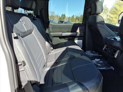 New 2026 Ford F350 Platinum w/ FX4 Off-Road Package image 15
