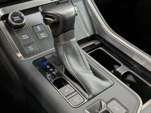 Certified 2024 Lexus GX 550 w/ Accessory Package (2T) image 26