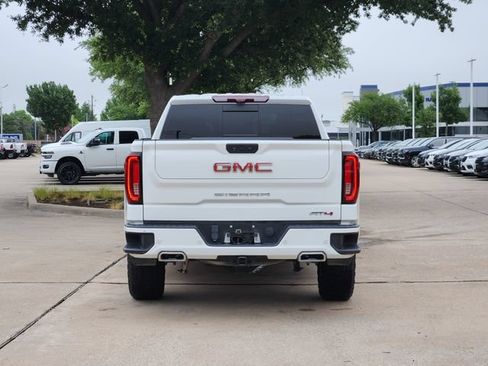 Used 2023 GMC Sierra 1500 AT4 w/ AT4 Premium Package AWD/4WD image 6