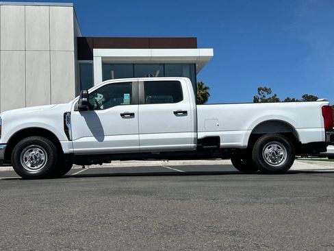 New 2026 Ford F250 XL w/ XL Chrome Package RWD image 6