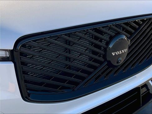 New 2026 Volvo XC60 T8 Ultra w/ Climate Package AWD/4WD image 33