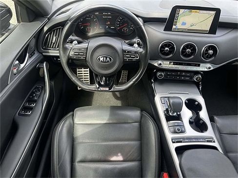 Used 2020 Kia Stinger GT2 image 24