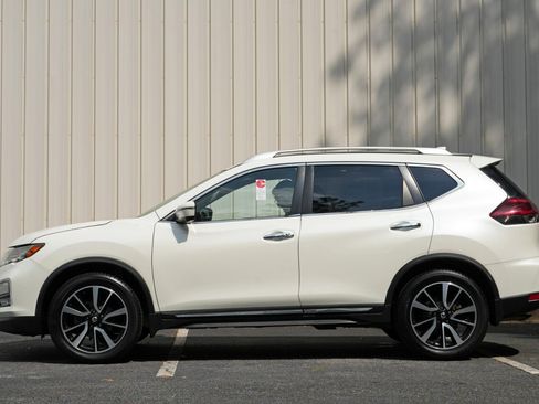 Used 2018 Nissan Rogue SL w/ Premium Package AWD/4WD image 8