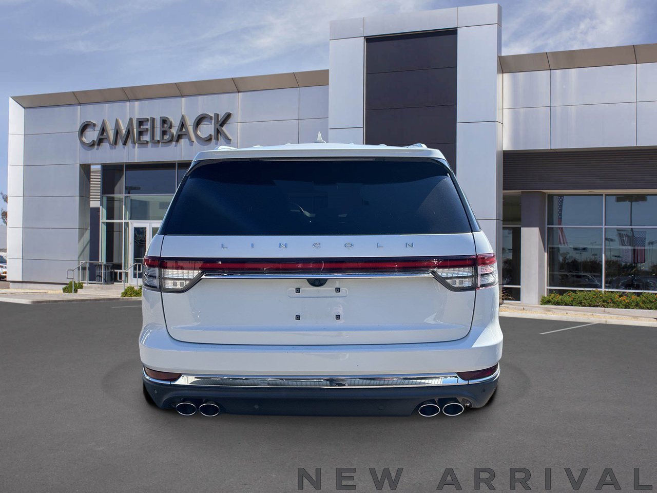 Used 2023 Lincoln Aviator Reserve w/ Elements Package Plus RWD image 4