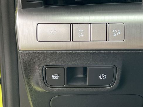 Certified 2026 Hyundai Kona Limited AWD/4WD image 31