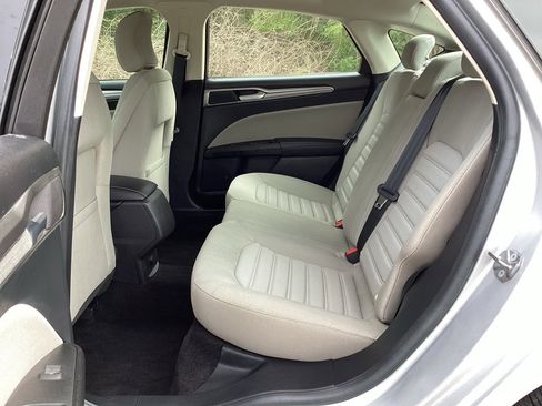 Used 2018 Ford Fusion S image 36