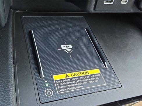 Used 2024 Honda Passport Black Edition image 11