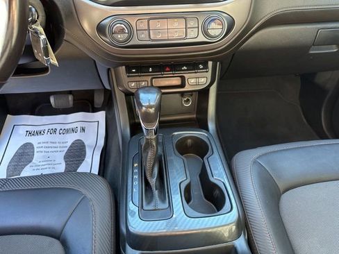 Used 2022 GMC Canyon AT4 image 13