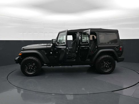 Used 2021 Jeep Wrangler Unlimited Sport AWD/4WD image 36