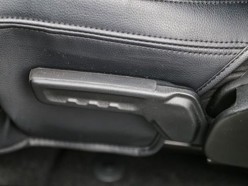 Used 2021 Jeep Gladiator Willys image 21