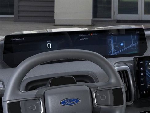 New 2025 Ford Expedition Active image 13