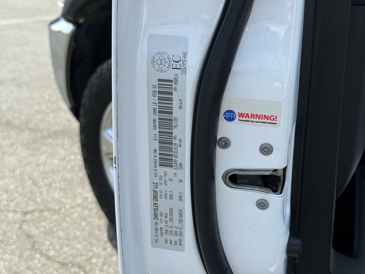 Used 2015 RAM 2500 Limited AWD/4WD image 18