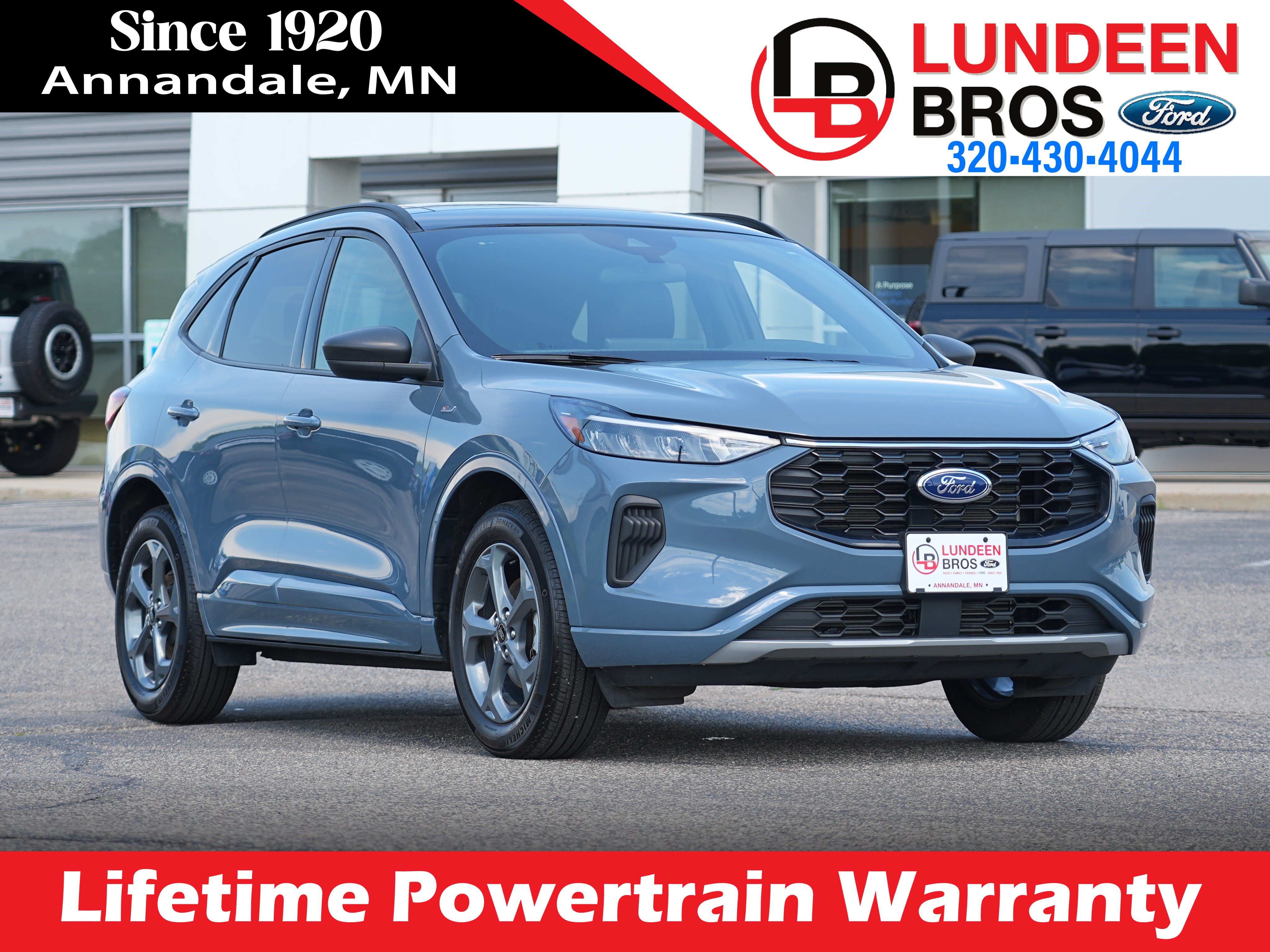 Used 2023 Ford Escape ST-Line w/ Tech Pack #1 AWD/4WD image 1