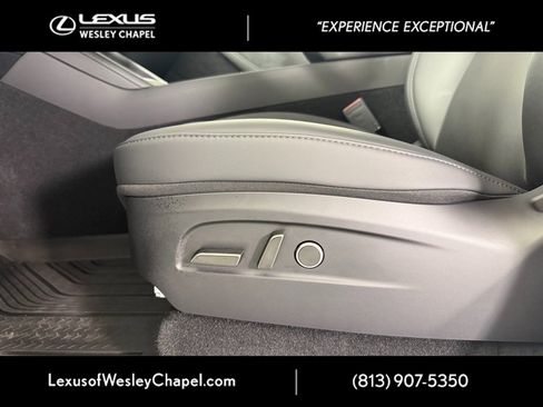 Used 2026 Tesla Model Y Long Range image 10