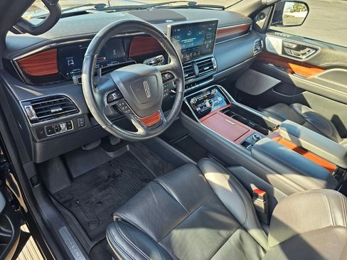 Used 2024 Lincoln Navigator L Reserve w/ Equipment Group 201A image 33