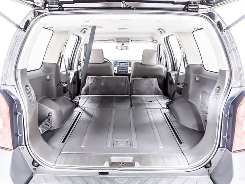 Used 2015 Nissan Xterra S w/ Value Package RWD image 36