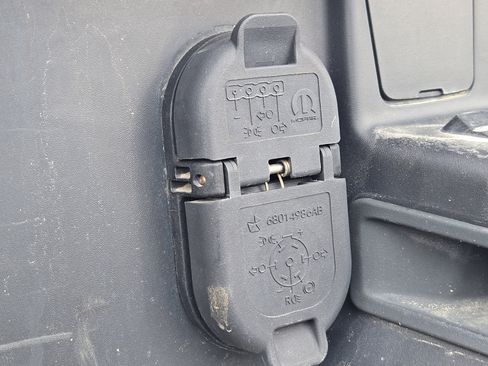 Used 2020 RAM 1500 Limited image 5