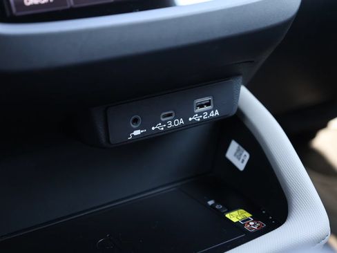 Certified 2026 Subaru Forester Premium AWD/4WD image 15
