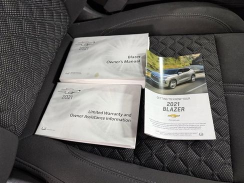Used 2021 Chevrolet Blazer LT image 23