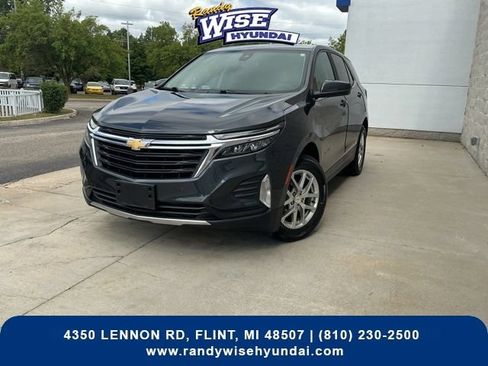 Used 2022 Chevrolet Equinox LT AWD/4WD image 3