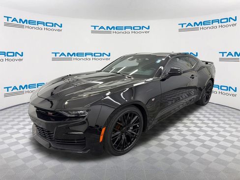 Used 2019 Chevrolet Camaro SS RWD image 1