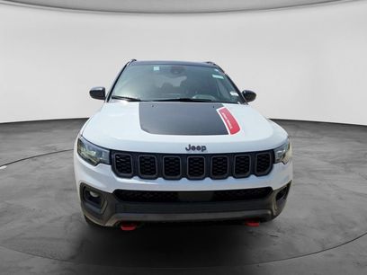 Used 2025 Jeep Compass Trailhawk