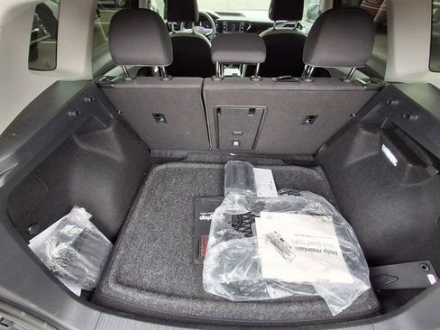 Used 2024 Volkswagen Taos S image 12