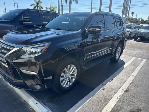 Used 2019 Lexus GX 460 image 7