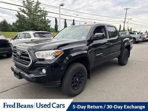 Used 2019 Toyota Tacoma SR5 AWD/4WD image 13