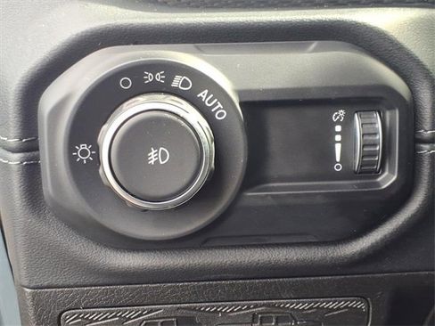 Certified 2024 Jeep Wrangler Unlimited Rubicon image 26