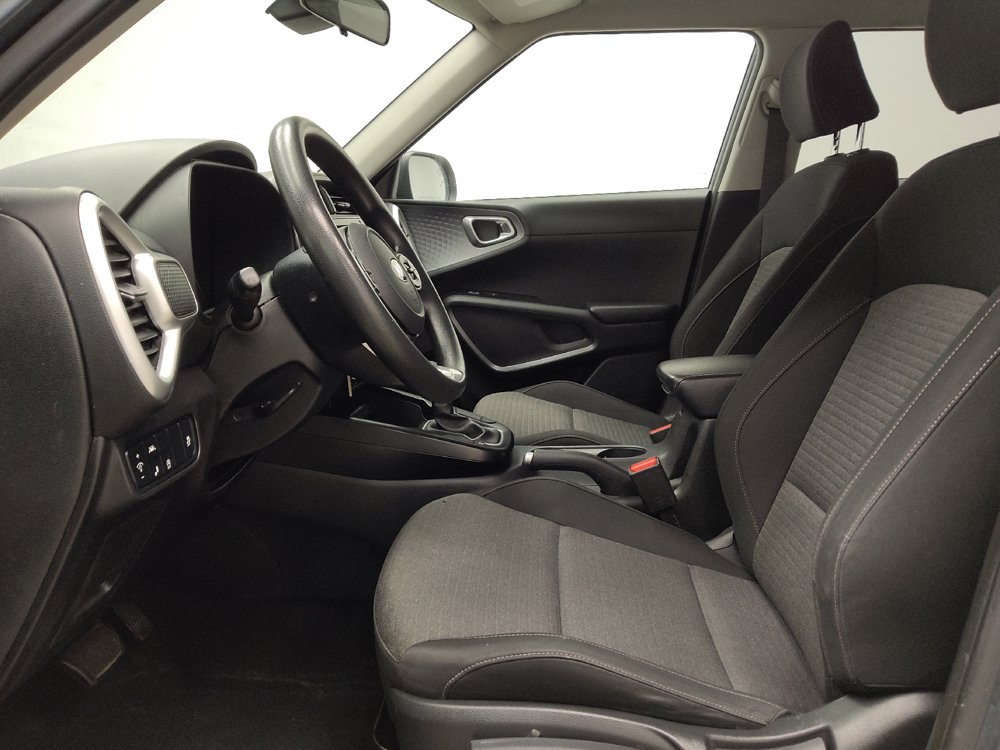Used 2020 Kia Soul S FWD image 17