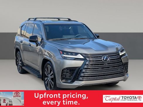 Used 2024 Lexus LX 600 4WD w/ Appearance Package image 2